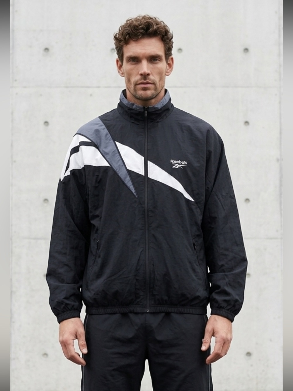 Vintage 90s Reebok Windbreaker White & Black Jacket Colorblock Packable Hood L